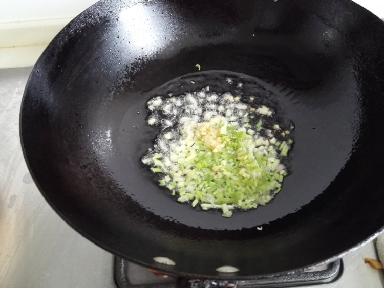 洋葱肉丁步骤2