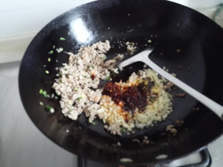 茄子肉末步骤3