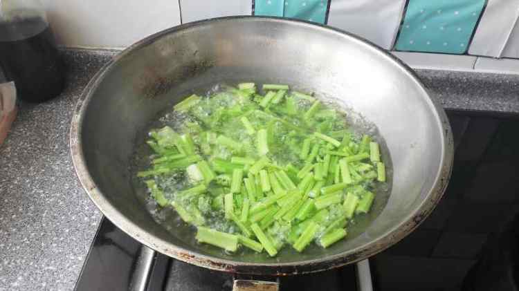 芹菜苹果饮步骤4