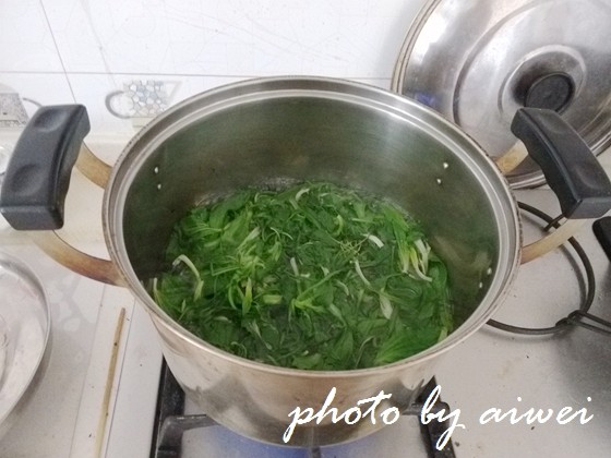 荠菜腐皮包步骤2