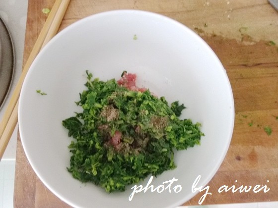 荠菜腐皮包步骤6