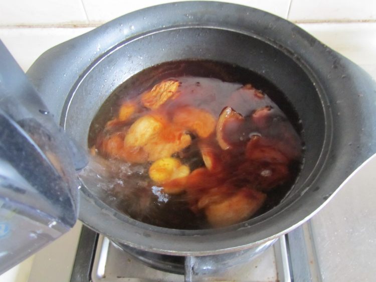 腐竹焖五花肉步骤5