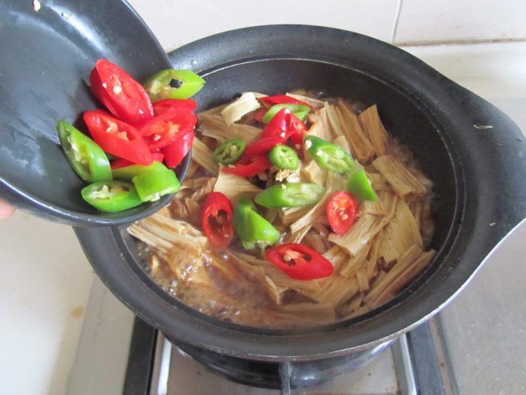 腐竹焖五花肉步骤9