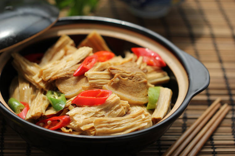 腐竹焖五花肉步骤10