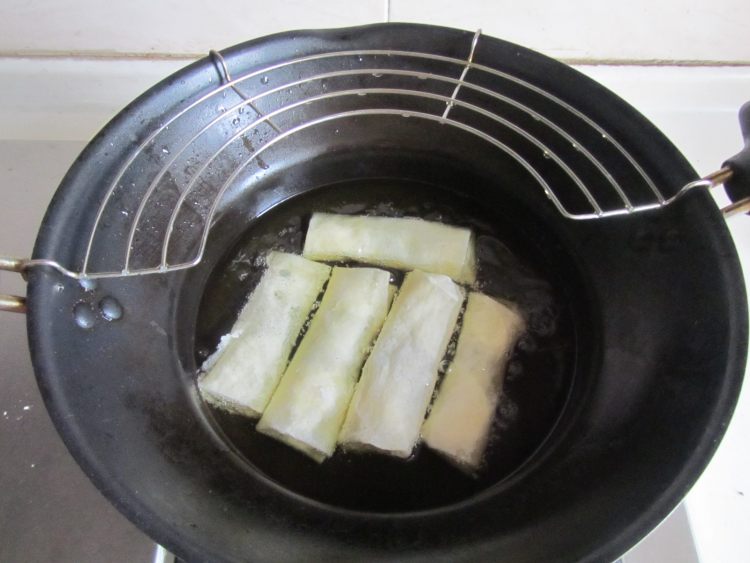 野芹菜春卷步骤9