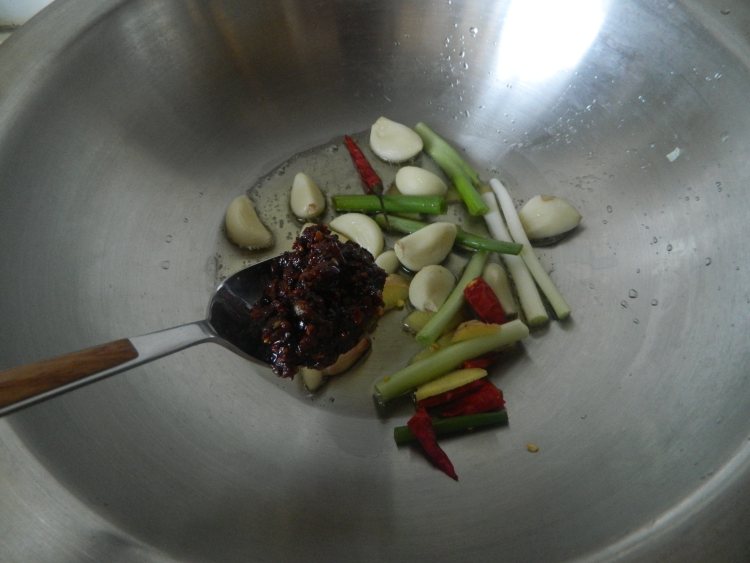 鱼块炖豆腐步骤6