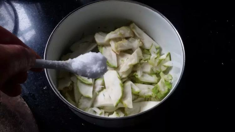 爽口大头菜步骤5