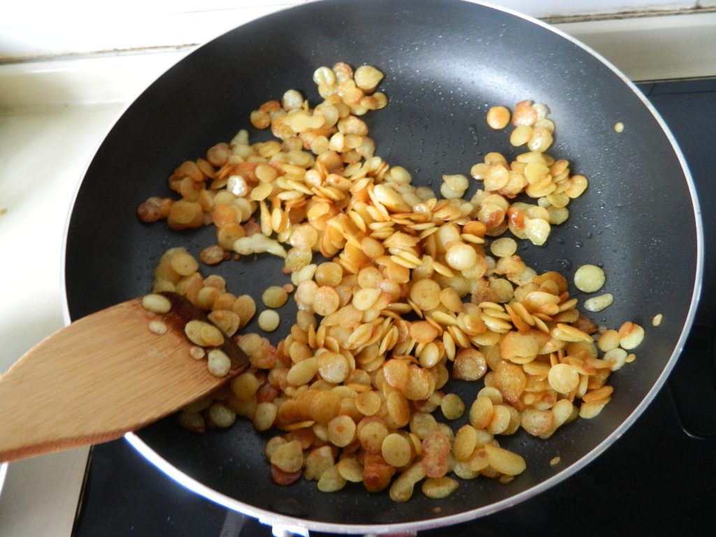 浇汁豆饼步骤5