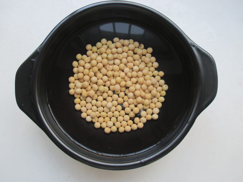 山药核桃红枣豆浆步骤2