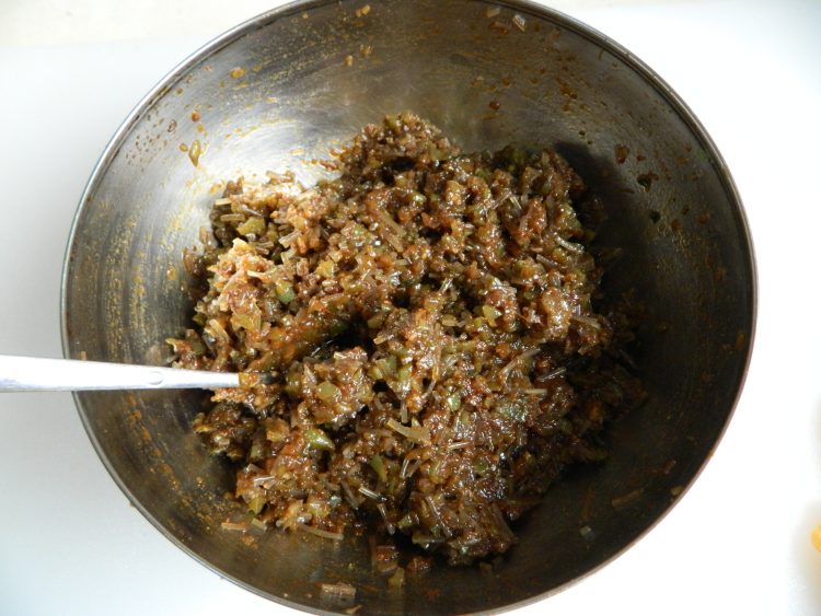 苔干菜粉丝包步骤9