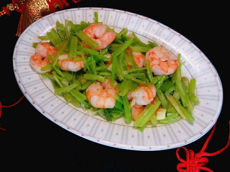 芹菜虾仁步骤6