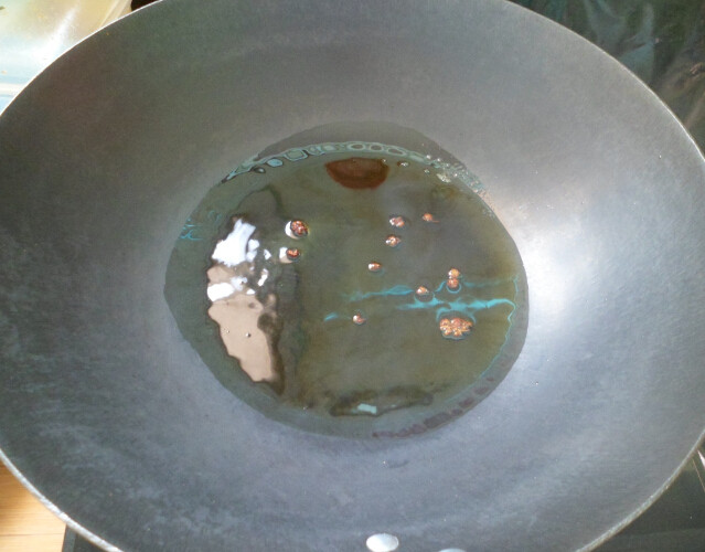 芹菜炒肉丝步骤2
