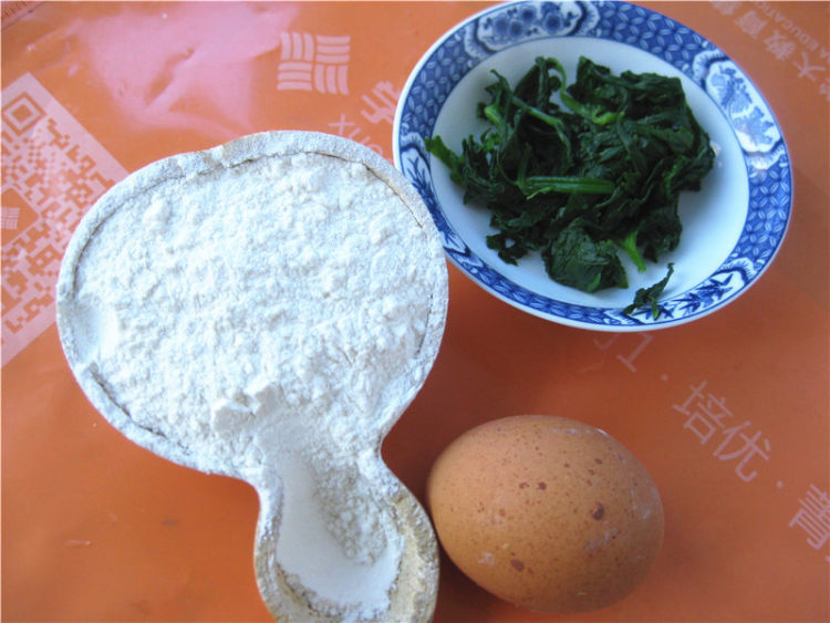 芹香鸡蛋薄饼步骤1