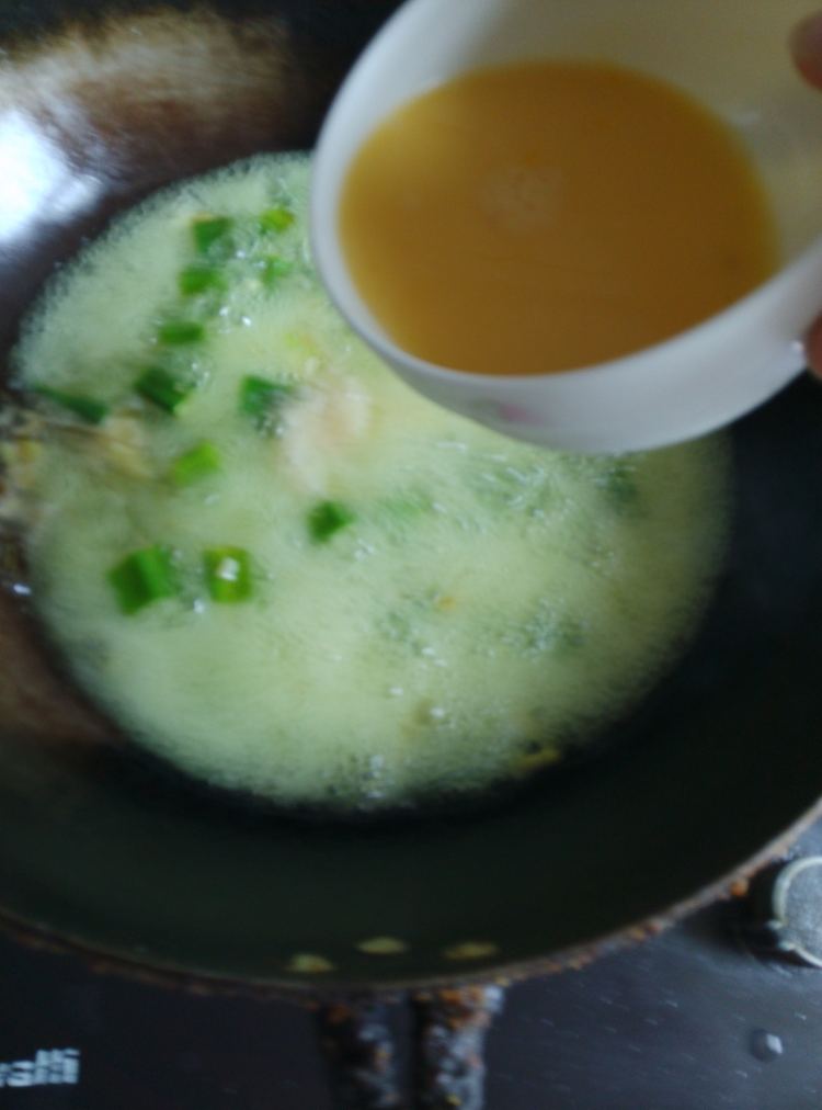 秋葵蛋花汤步骤7