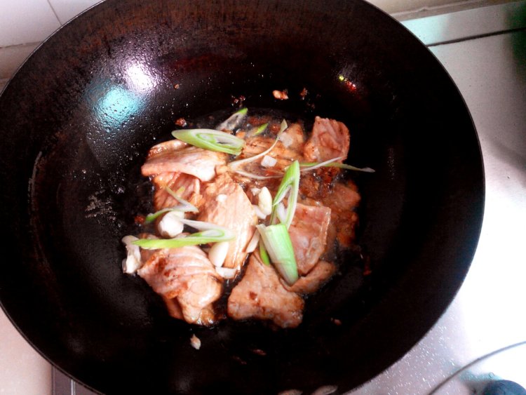 三文鱼炖豆腐步骤3