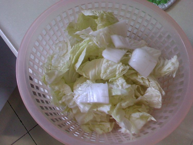 白菜烧豆腐步骤1