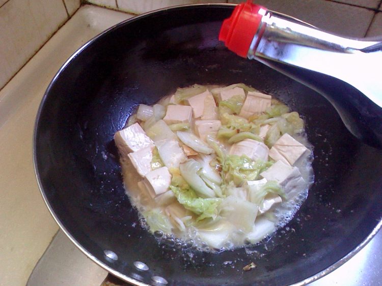 白菜烧豆腐步骤7