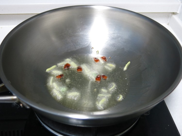 鹰嘴豆炒肉步骤4
