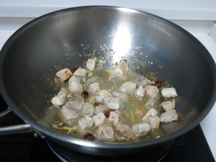 鹰嘴豆炒肉步骤5