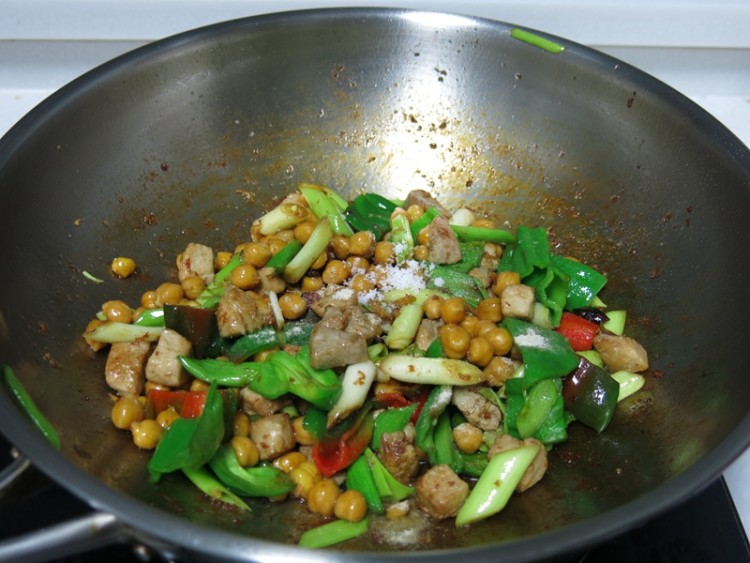鹰嘴豆炒肉步骤11