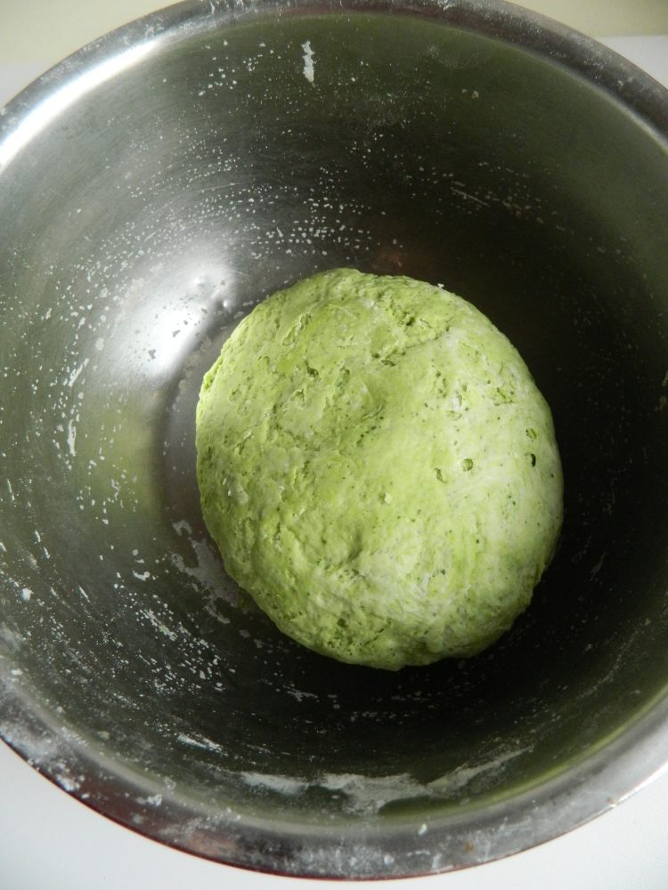 菠菜素馅水饺步骤2