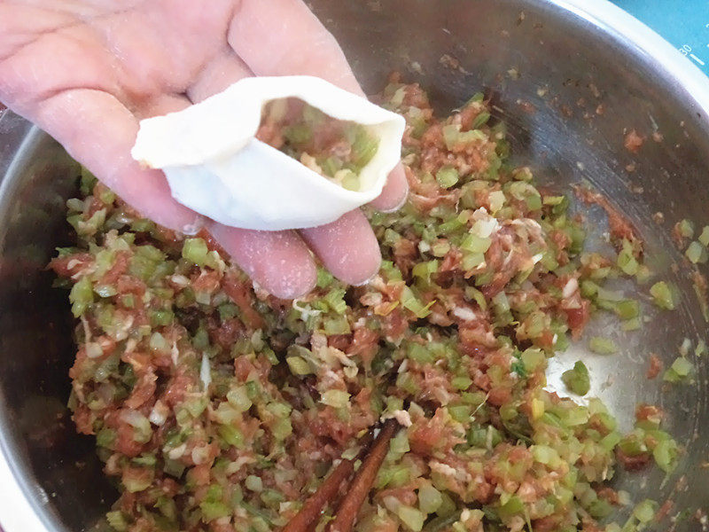 芹菜猪肉馅水饺步骤9