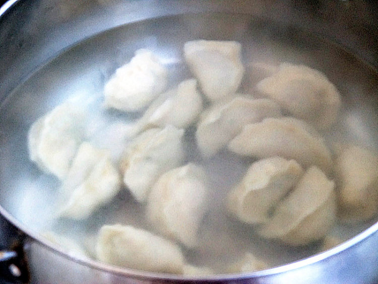 芹菜猪肉馅水饺步骤10