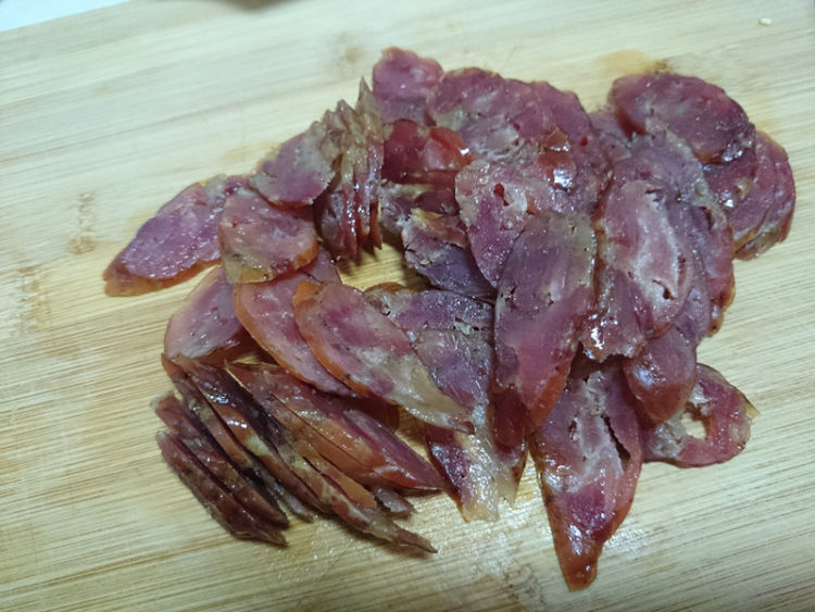 腊肠炒苦瓜步骤4