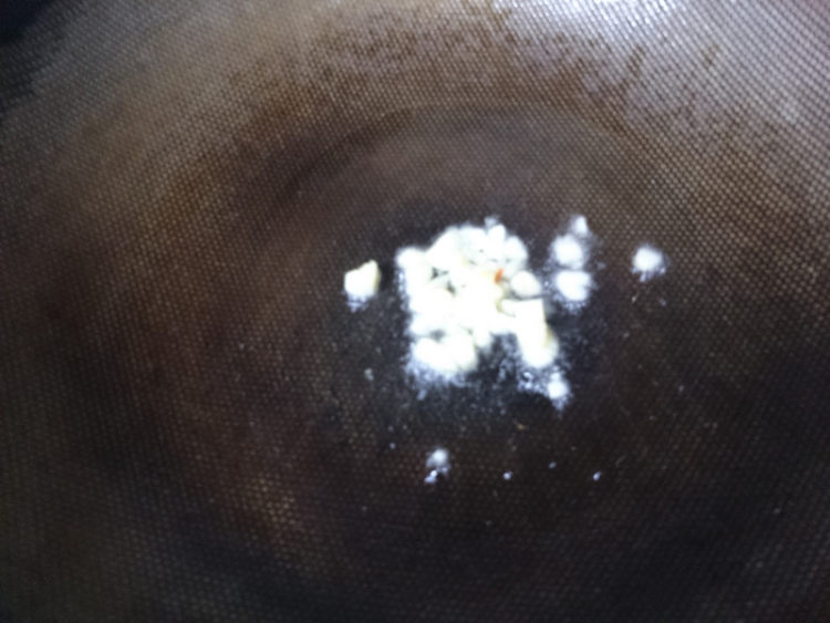 腊肠炒苦瓜步骤6
