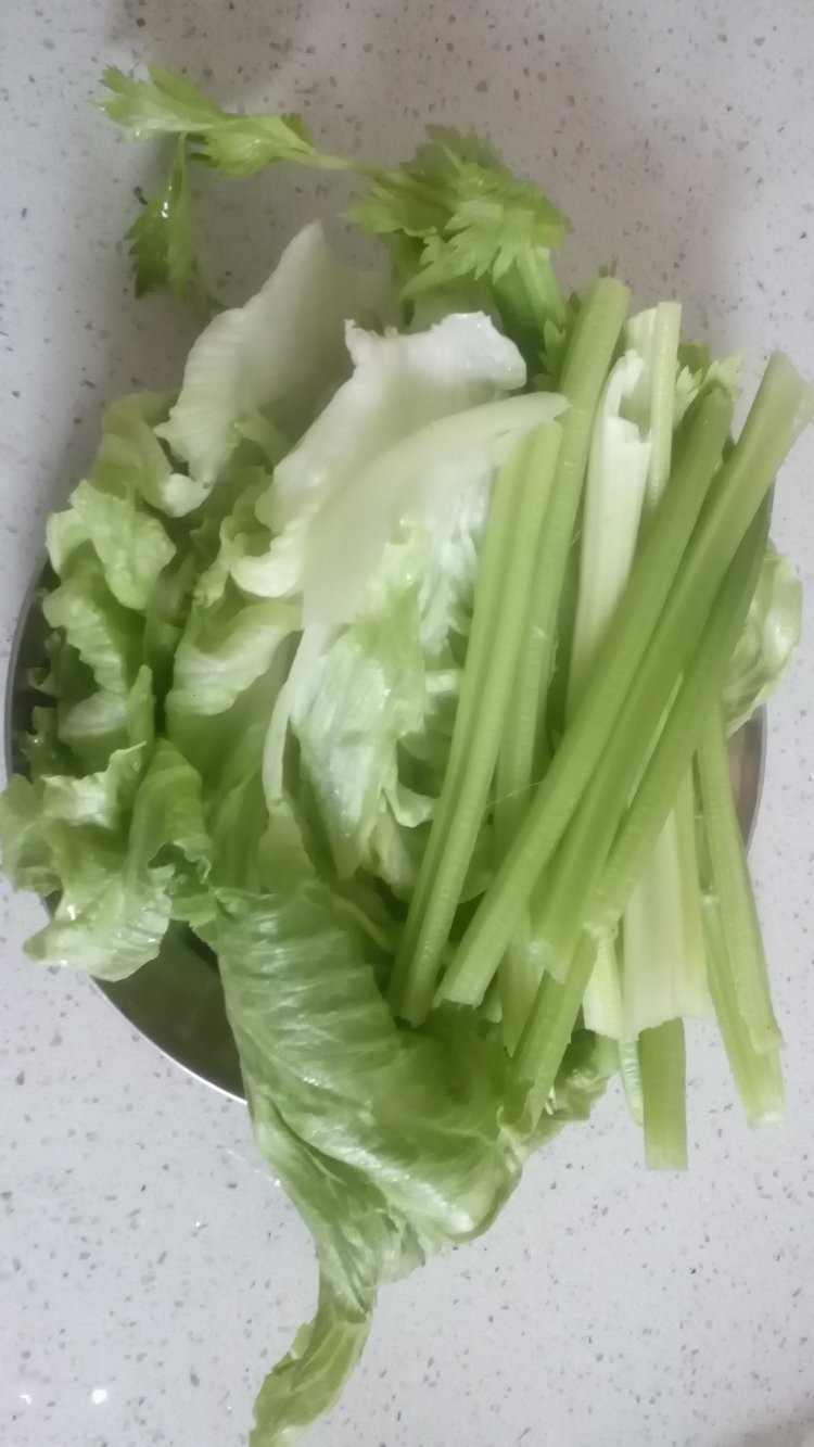 生菜鱼头汤步骤7
