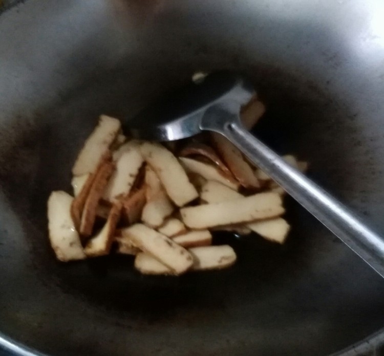 芹菜豆干步骤5