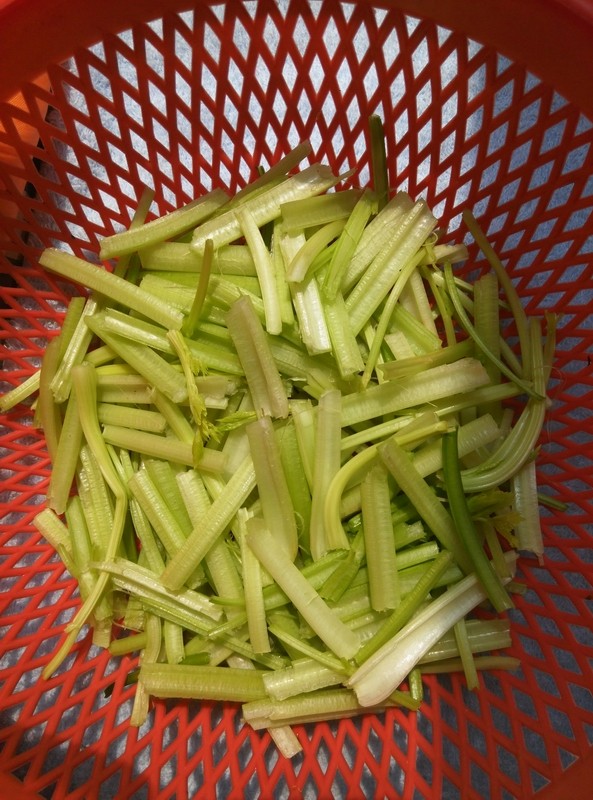 芹菜豆干步骤2