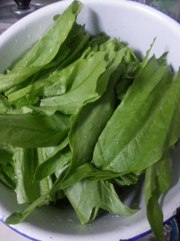 烧油麦菜步骤1