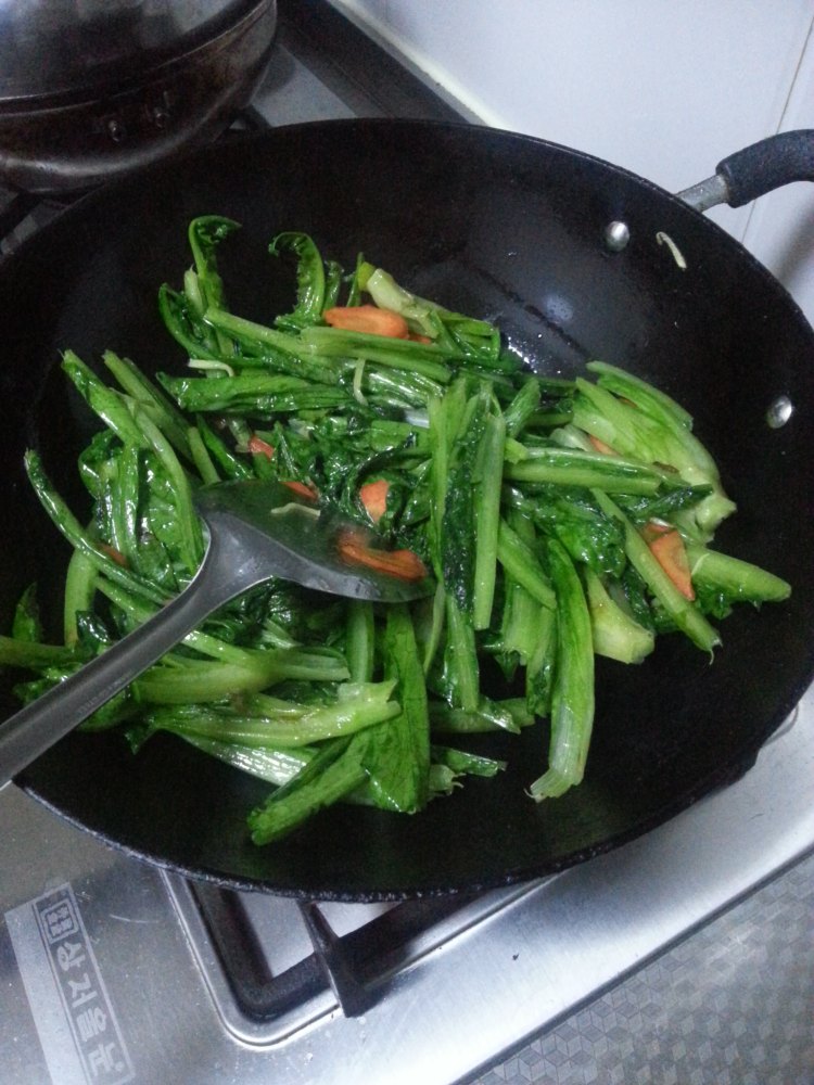 烧油麦菜步骤5