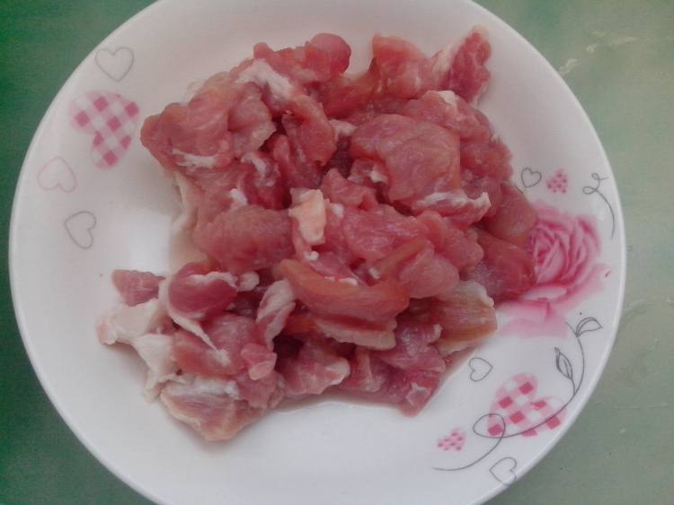 芹菜肉丝步骤2