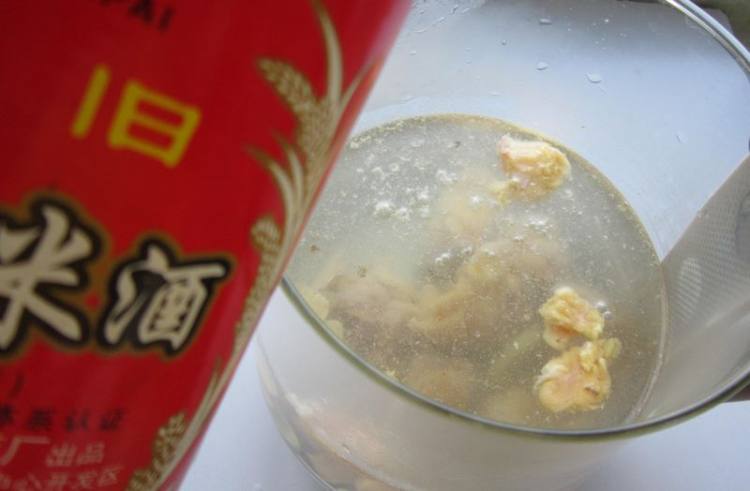 西洋参红枣鸡汤步骤6