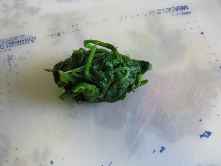 凉拌芹菜叶胡萝卜步骤3