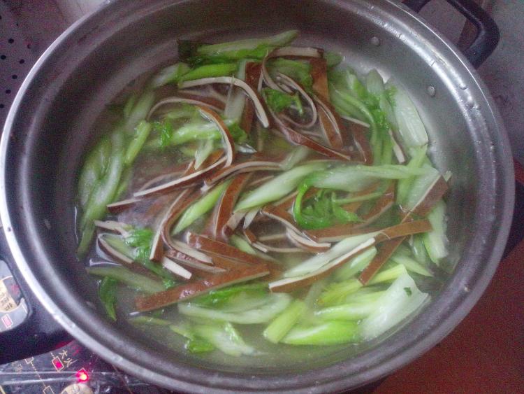 芹菜拌豆干步骤7