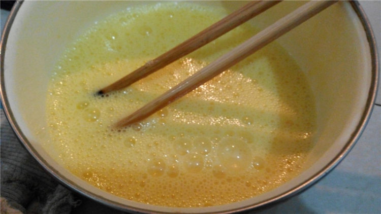芹菜炒鸡蛋步骤8