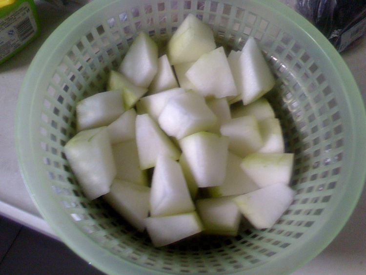 豆豉焖冬瓜步骤1