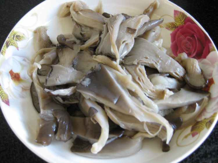 蒜蓉蘑菇步骤3