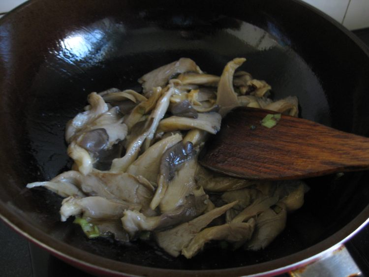 蒜蓉蘑菇步骤7
