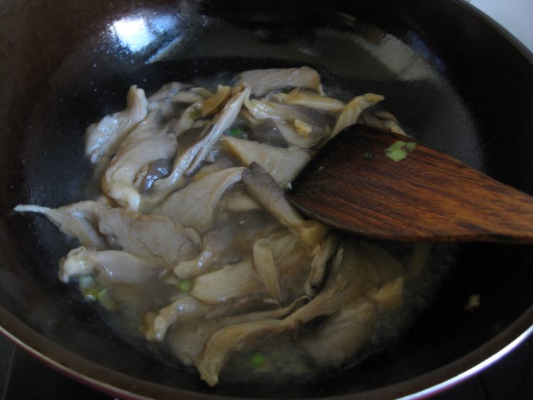 蒜蓉蘑菇步骤8