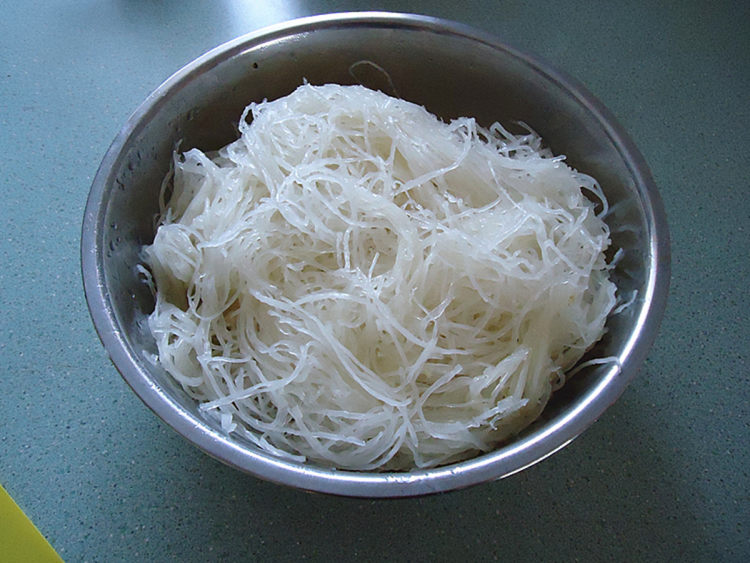 花胶冬菇煲鱼翅瓜汤步骤11