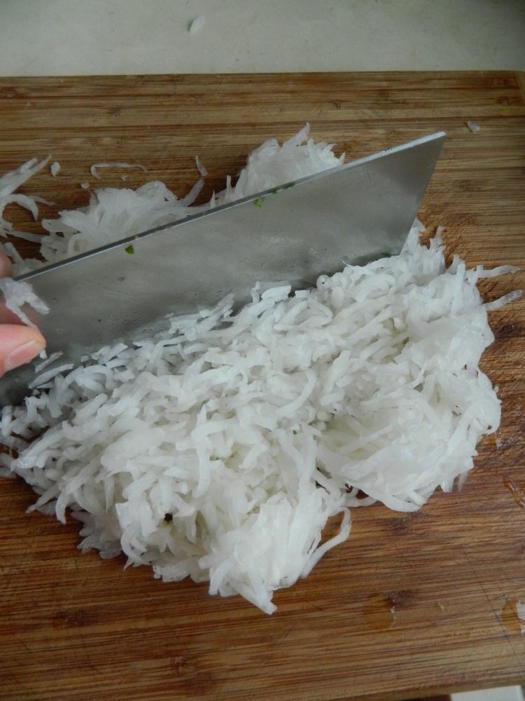 萝卜虾皮水饺步骤8