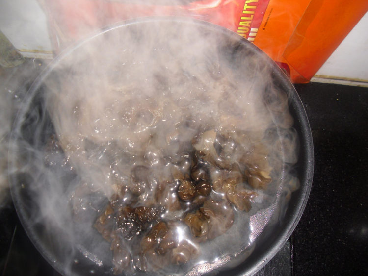 陈醋木耳花生米步骤5