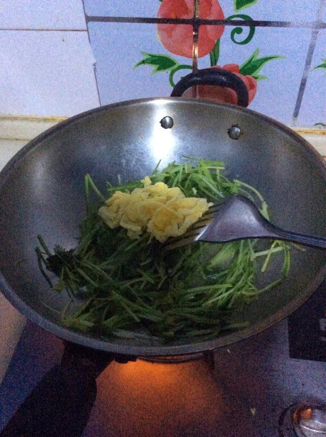 芹菜蛋皮步骤9