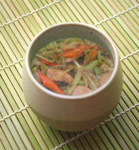 芹菜炒五花肉步骤11