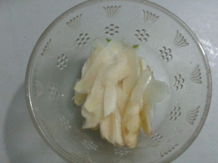 清拌生苦瓜步骤3