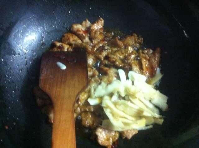 苦瓜炒肉片步骤5